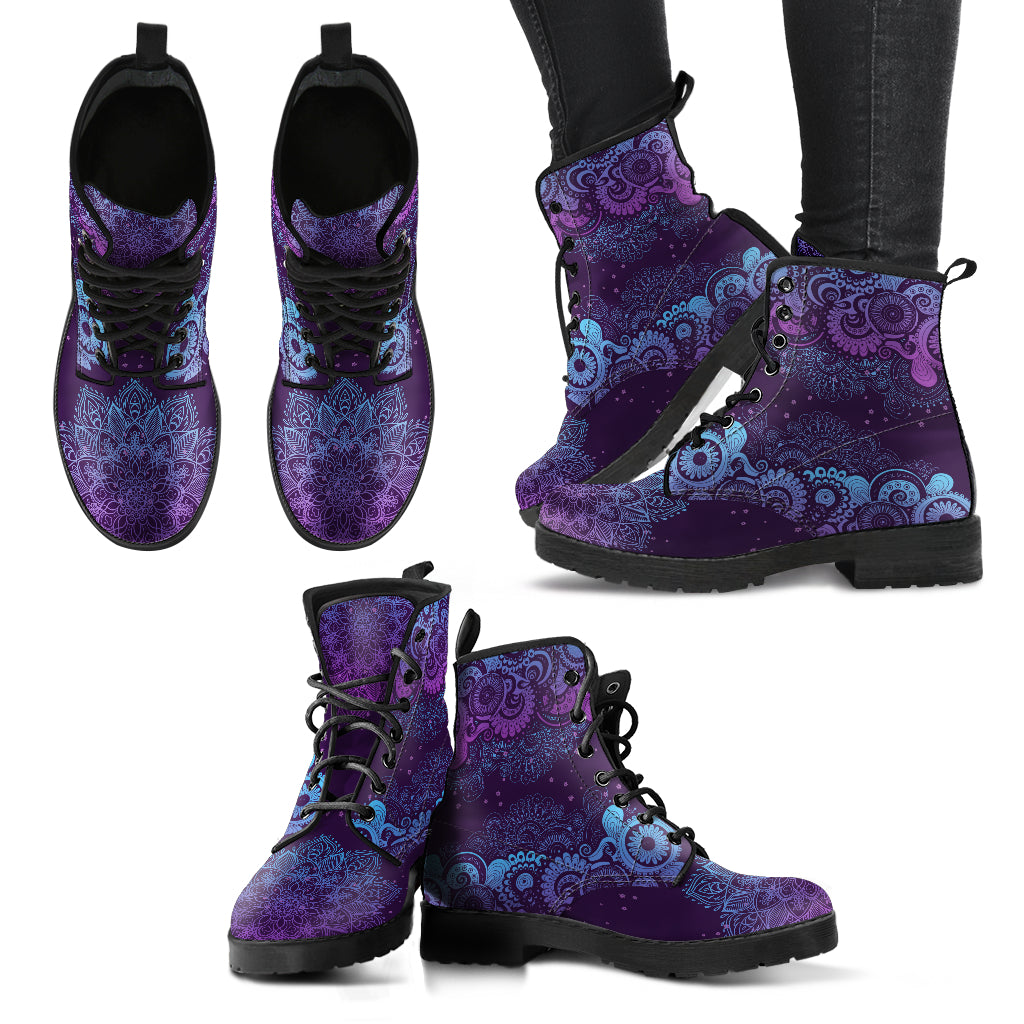 Purple Paisley Decor Womens Boots