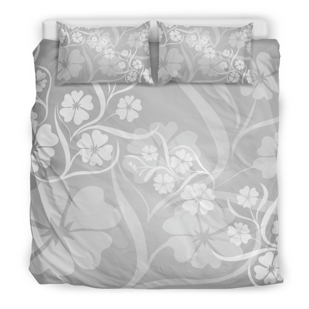 Ivory Flowers Bedding Set