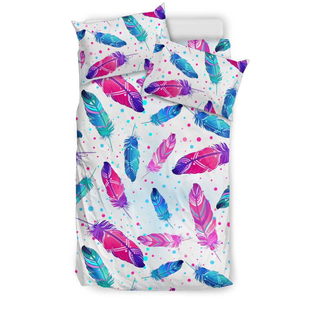 Pink Feathers Bedding Set