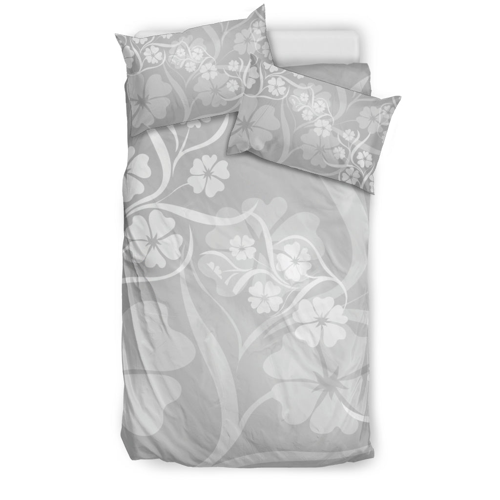 Ivory Flowers Bedding Set