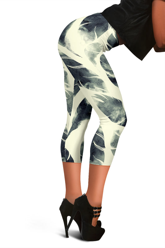Feathers Capri Leggings