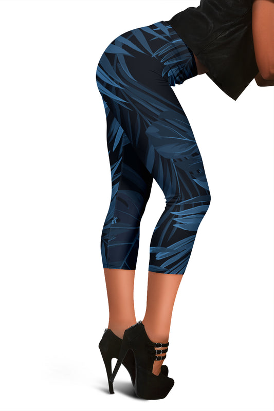 Dark Leaves Capri Leggings